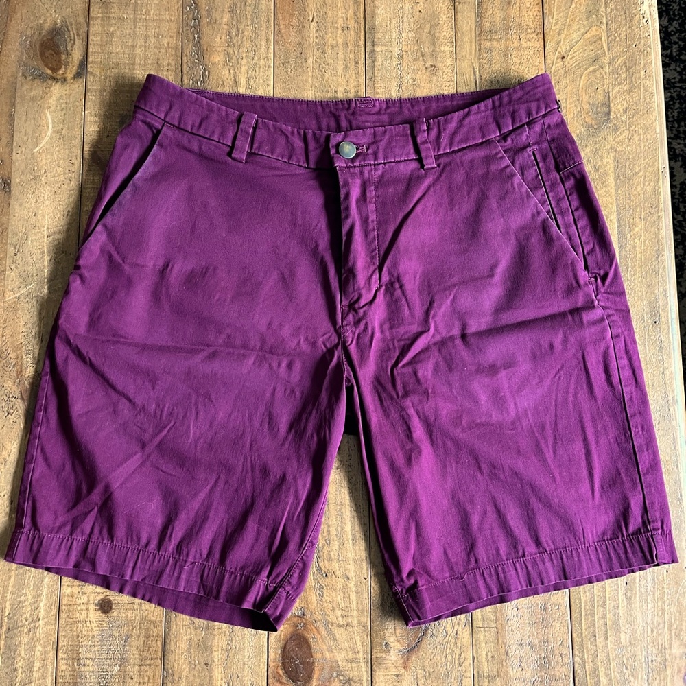 Lululemon Men’s Chino Shorts Size 31